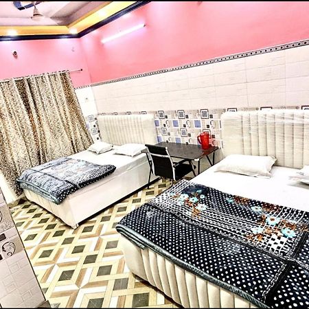 Hotel Jaipur Palace Yeni Delhi Dış mekan fotoğraf