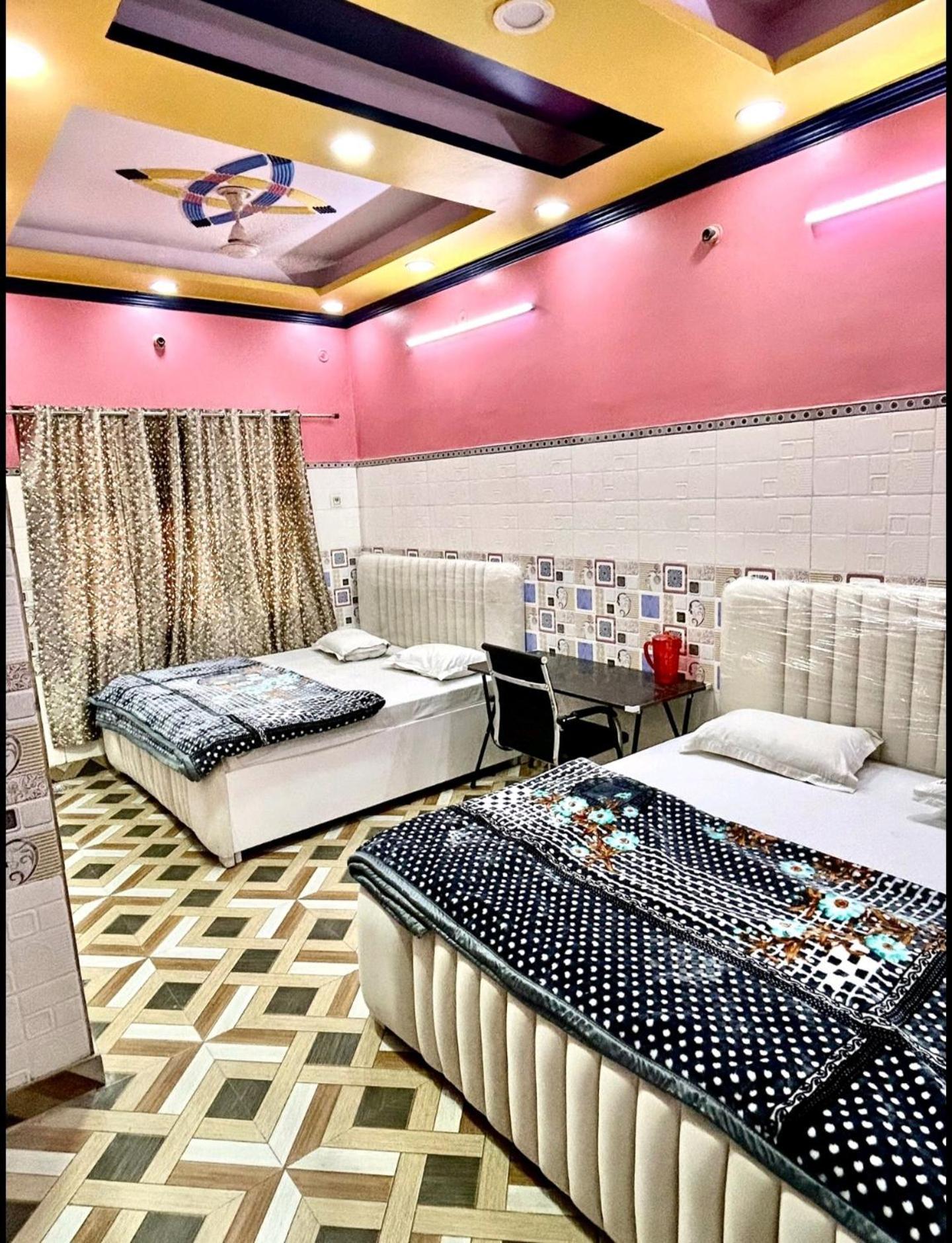 Hotel Jaipur Palace Yeni Delhi Dış mekan fotoğraf