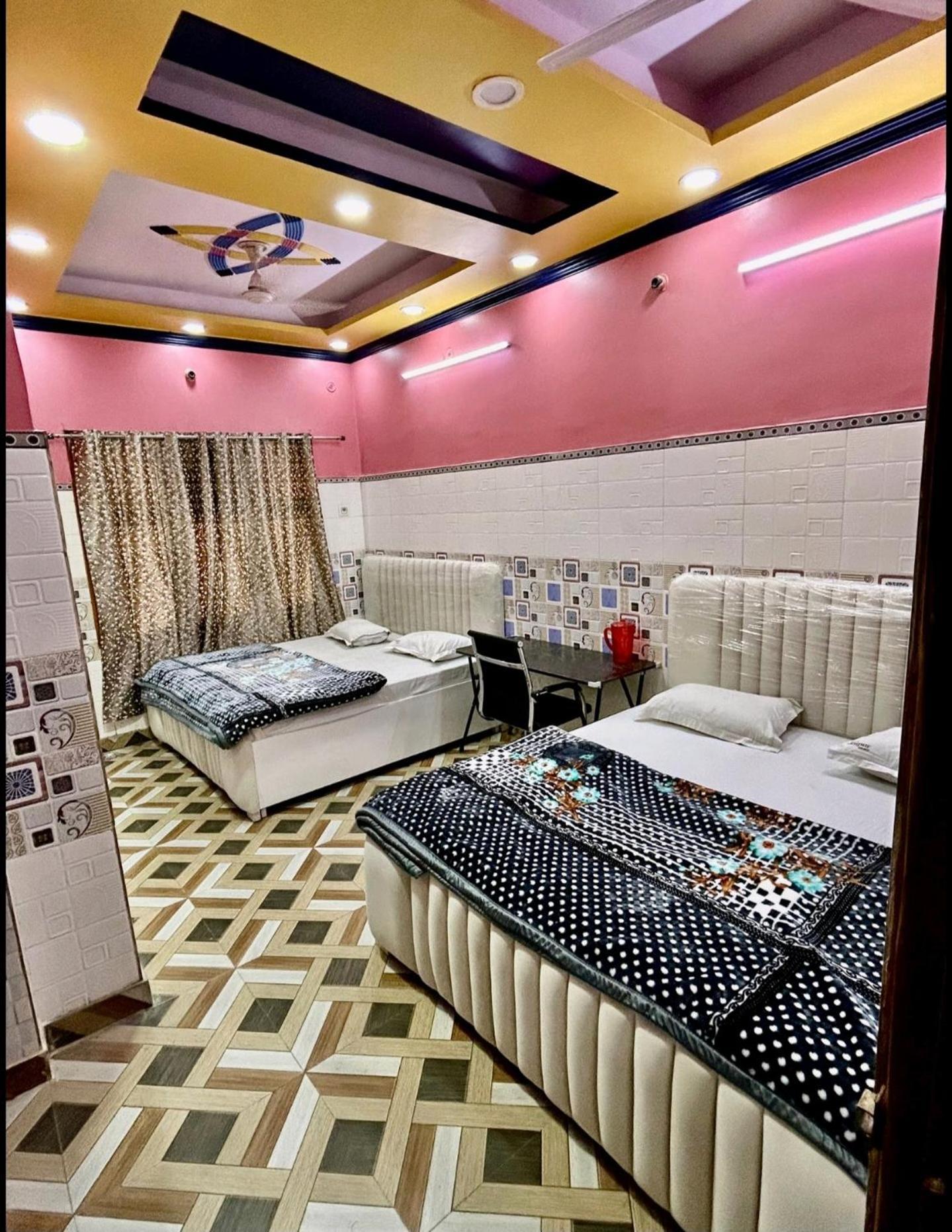 Hotel Jaipur Palace Yeni Delhi Dış mekan fotoğraf